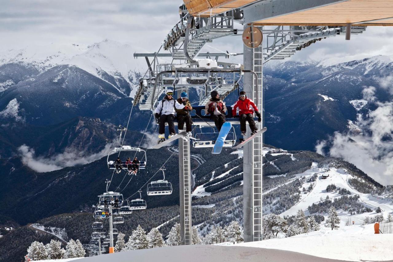 Ushuaia, The Mountain Hotel Arinsal Exterior photo